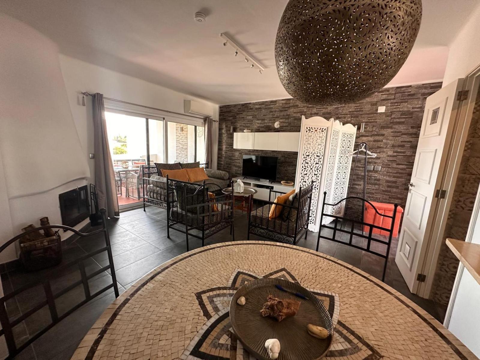 Sao Rafael, 80b Apartment